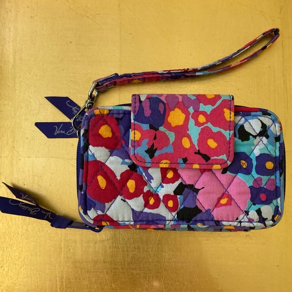 Vera Bradley Wristlet - Picture 1 of 12